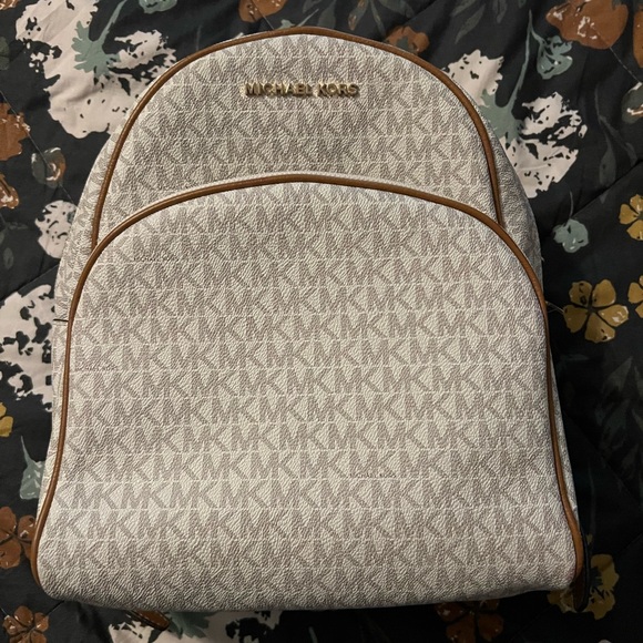 Michael Kors Abbey Medium Logo and Pebbled Leather Backpack - Picture 1 of 4